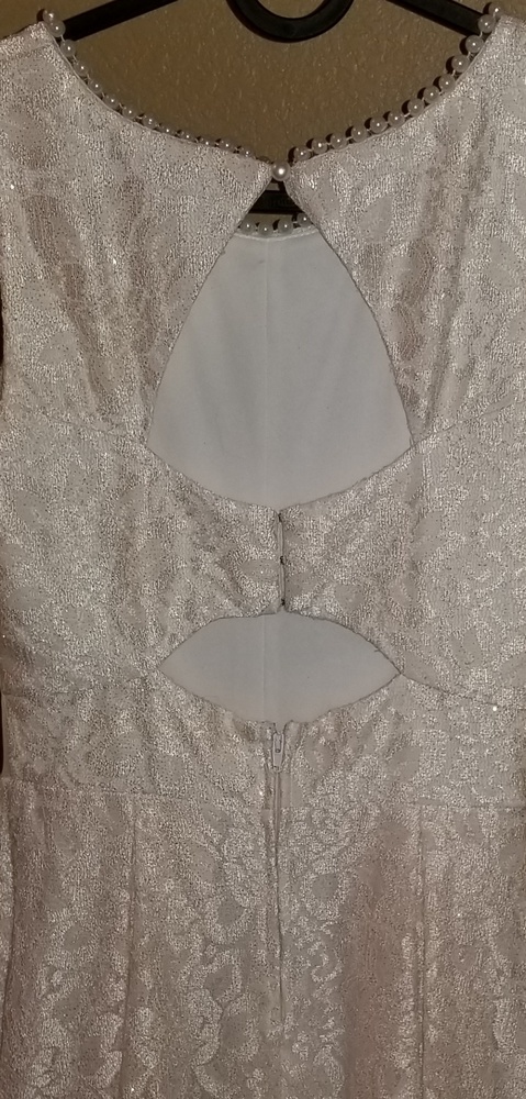 Dress - Picture 3 of 4